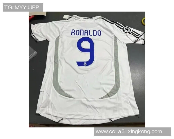 莱切前锋莫伦特称赞魔笛状态如25岁目标超越他两次并穿上皇马球衣