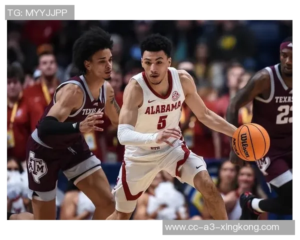 查尔斯李宣布克尼佩尔脚踝扭伤确诊状态每日观察中